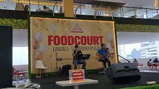 Rinto Harahap  Ayah Cover by Musisi Foodcourt Delta Plaza Surabaya [upl. by Drofkcor]