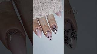 Ручний розпис 🥰 💅🖌 Handpainted nailart nikolskanails nails nailblog nailart nailtech kitten [upl. by Letnoj]