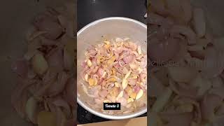 Chicken gravy recipe in tamil சிக்கன் குழம்புytshorts chickengravy chickengravyintamil [upl. by Ttej]