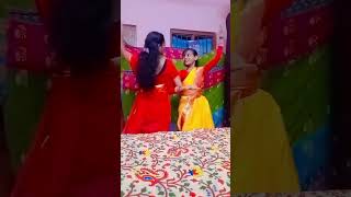 bhenge mor ghore chabi niye jabi ke mare 🗝️❤️😊Rabindranath songdance twosisters [upl. by Yleek]