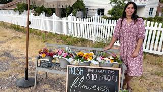 Beginner Flower Stand  Did I Sell Anything [upl. by Calvina322]