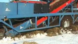 CARROT HARVESTER ASALIFT TRS135 SHARELIFTER [upl. by Bosch]