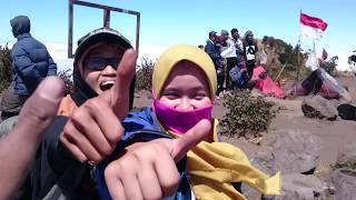 Pendakian Gunung Merbabu via Wekas Magelang [upl. by Milissa211]