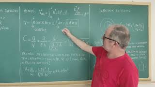 Fisica 3 eletromagnetismo UFCAT Aula 15 Capacitores [upl. by Onaicnop907]