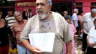 Protesta de jubilados en el Minsa central Managua [upl. by Yerxa569]