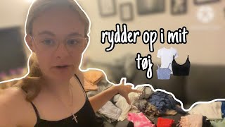 Rydder op i mit tøj [upl. by Kletter]