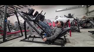 Promaxima hack squat  leg press [upl. by Griggs]