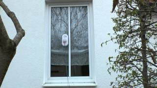 Sichler FensterputzRoboter im Praxistest Ausführung window cleaning robot in practical test [upl. by Eanahc]