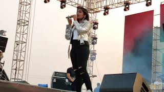 Makhna  Asees Kaur at Gaana Crossblade Festival Pune 2020 [upl. by Tait]