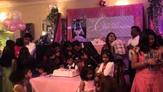 Kaitlyn Holy Communion  Cake Cutting [upl. by Olshausen]