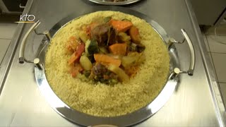 Couscous à la marocaine rouleaux au miel et amandes [upl. by Wan]