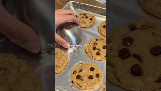 brown butter chocolate chip cookies 🤤 [upl. by Bacchus131]