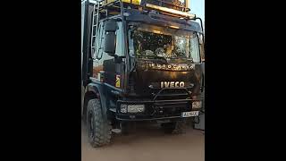 Camion Iveco pour Tour du monde automobile [upl. by Asek]