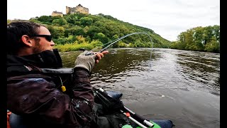 Je naurai jamais dû lancer là Floattube sur la Dordogne [upl. by Killion]