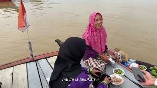 Lok Baintan’s Floating Market Culture Development Through The Eyes of Merchants [upl. by Eerehc]