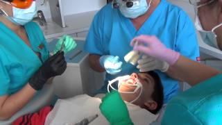 Travailler en orthodontie à 6 mains un complément au quot4 mainsquot [upl. by Gualtiero]