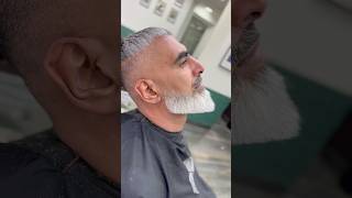 La taille de la Barbe  hiphop barber barbershop haircut mediumfade barbe [upl. by Elsa]