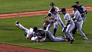 Kevin Youkilis charges the mound after being hit [upl. by Eneli]