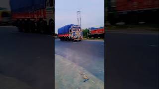 BOSCO yamla pagla horn🎺🎷 horn truck bustruck baharonphoolbarsao truckloTrickRayder [upl. by Vanya]