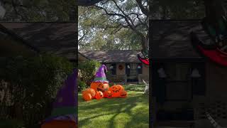 Calificando las decoraciones de Halloween de mis vecinos en USA 🇺🇸 halloweendecor halloween2024 [upl. by Enywad]