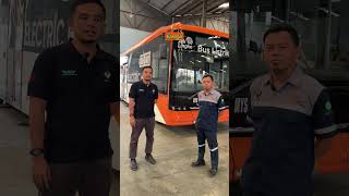 Ini Kata Operator Bus Listrik Transjakarta soal Ban Hankook EV BUS 😱⚡🛞 [upl. by Gawlas82]