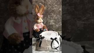 Ribbon queen cake trending trendingshorts trendingvideo food cake themecake cakedecorating [upl. by Lhary]