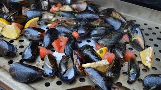 How to Grill White Wine amp Napa Valley Tres Citrus Balsamic Mussels Cooking with Kimberly [upl. by Euginom]