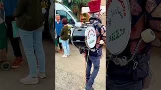 Le fanfaron au marché de BagnèresdeBigorre [upl. by Aland659]