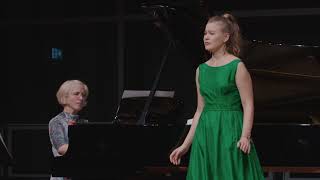 quotLerchengesangquot  Johannes Brahms  Lubov Karetnikova  Gaiva Bandzinaite [upl. by Aihseket]