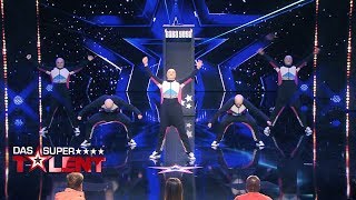 Baba Yega  Aliens tanzen wie vom anderen Stern  Das Supertalent 2017  Sendung vom 30092017 [upl. by Haceber36]