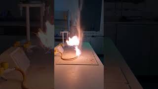 Is Flour Flammable Flour Dust Combustion [upl. by Lasky]