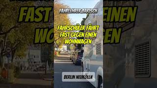 Fahrschüler baut fast Unfall [upl. by Phina]