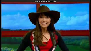 CBeebies HD  Continuity 30th March 2015 [upl. by Lohrman]