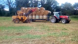 Volvo BM L30 loading straw [upl. by Ahmar]