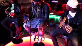 KalubiCover quot SHOW ME THE WAYquot de Papa Wemba [upl. by Flosser]