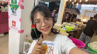 LIVE Street Food Community 🌍 Adventures of Noodle Lady in Bangkok Thailand 😘 [upl. by Arvonio]