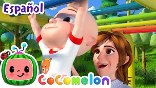 CoComelon en Español  Jugando en el parque  Canciones Infantiles y de Cuna [upl. by Nohsal477]