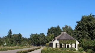 Weerbericht zondag Zonnig en zomers warm [upl. by Trometer]