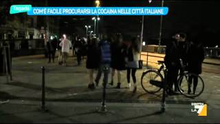 Comè facile procurarsi la cocaina nelle città italiane [upl. by Amles]