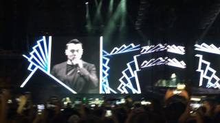 Tiziano Ferro si emoziona e piange allOlimpico [upl. by Eslek]