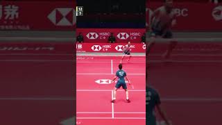 SHIYQ vs Kento Momota ShiYQ powerful smash [upl. by Anilatsyrc367]