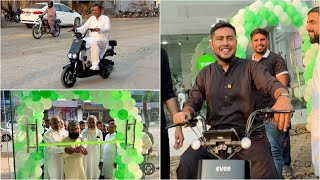 Dost Ne Electric Scooters ￼Ka Showroom Open Kar Liya 😍 [upl. by Araiet]