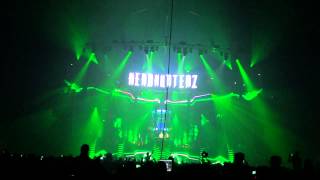 Headhunterz Intro  Headhunterz plays Dragonborn  REVERZE 2012 Full HD 1080p [upl. by Sugirdor679]