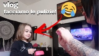 VLOG PULIAMO TUTTA CASA   chiara paradisi [upl. by Anaidirib]