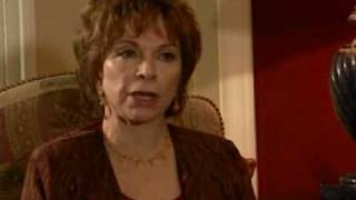 Isabel Allende novelista [upl. by Erdne]