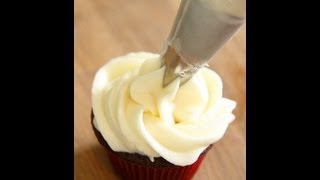 Receta Crema De Mantequilla Butter Cream para decorar Pasteles y más  Madelins Cakes [upl. by Nygem]