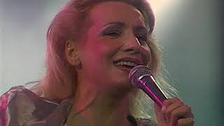 Vesna Zmijanac  Kad zamirisu jorgovani  LIVE  Spens Novi Sad 1994 [upl. by Rozalie]