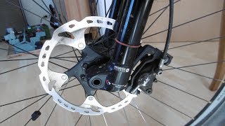 Shimano XT Scheibenbremse Beläge J02A oder G02A wechseln [upl. by Grigson]