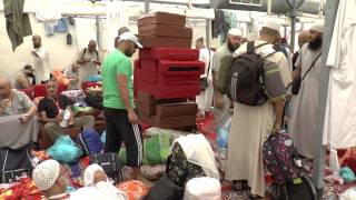 Hajj 2013  Mina  Leaving Mina Tents [upl. by Hump]