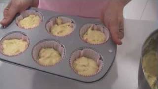 Elaboracion de Cupcakes con preparado marca Funcakes [upl. by Bekha993]